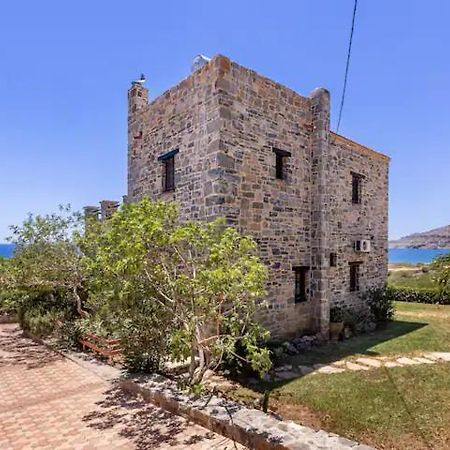 Traditional Stone House By The Sea... Kapetaniana Exterior photo