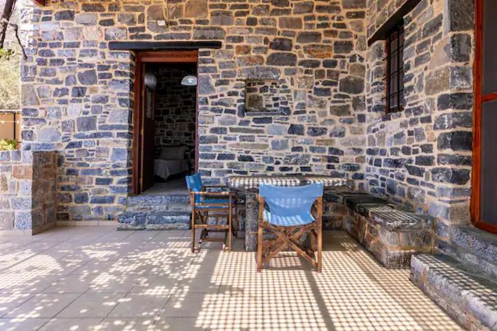 Traditional Stone House By The Sea... Kapetaniana Exterior photo